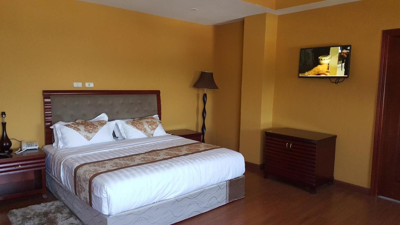 Blue Nest Hotel Addis Ababa Bagian luar foto