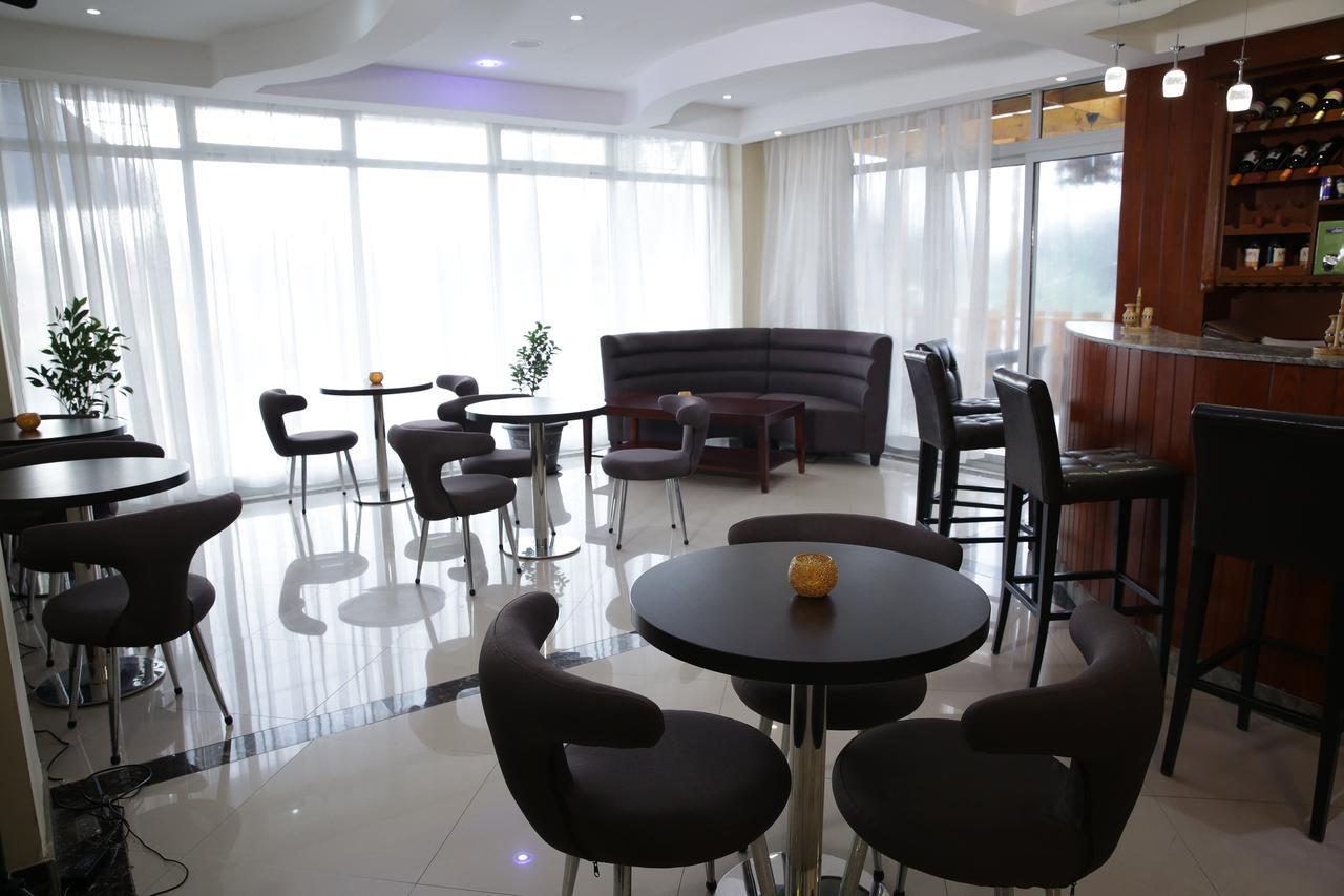 Blue Nest Hotel Addis Ababa Bagian luar foto